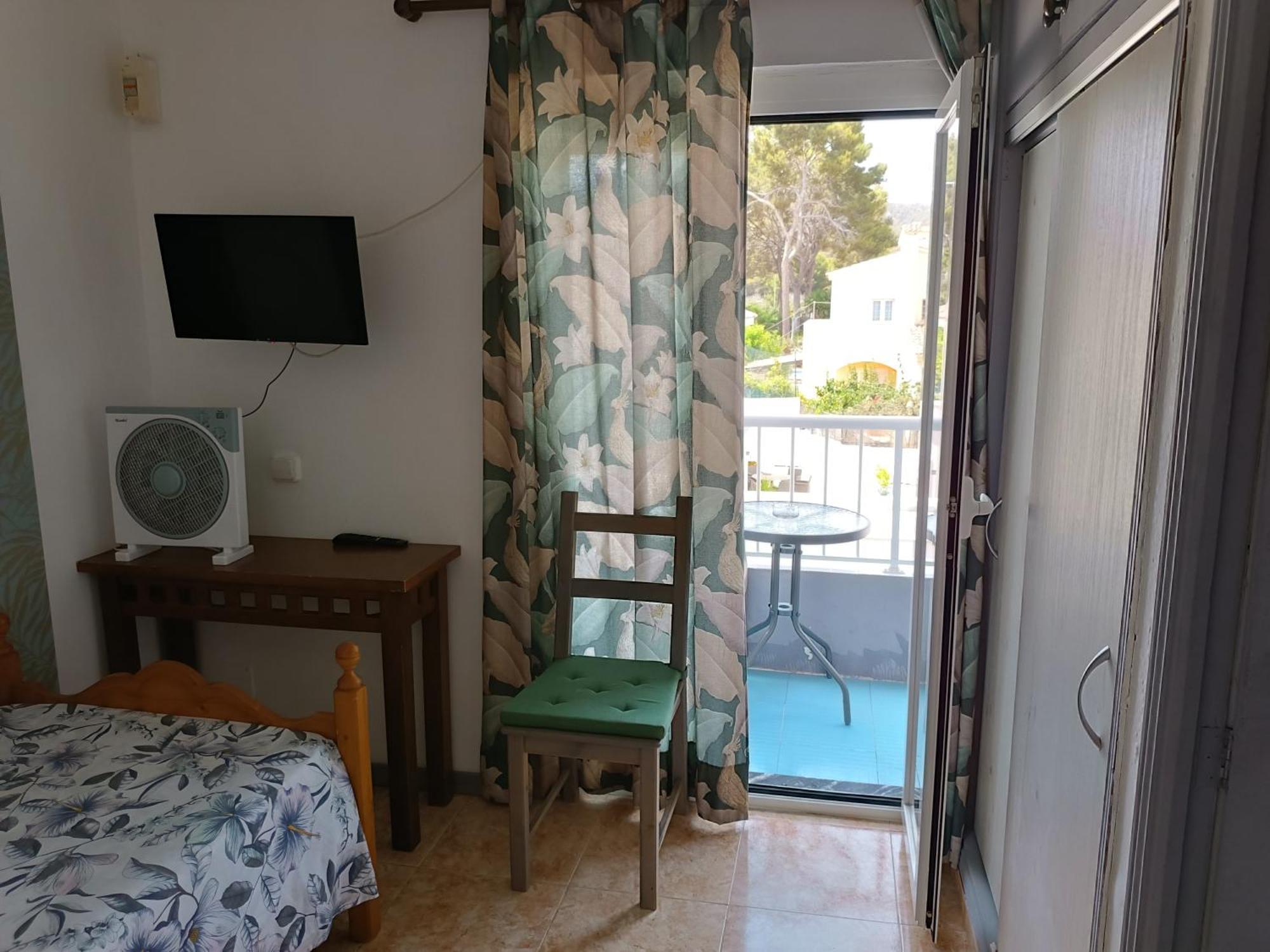 Hostal Belgica Palmanova Szoba fotó