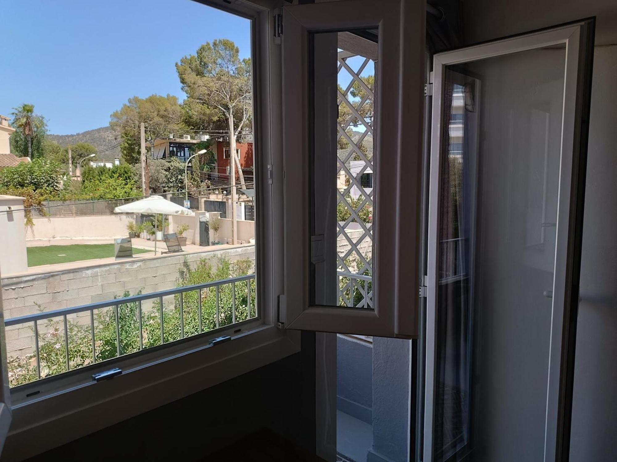 Hostal Belgica Palmanova Szoba fotó