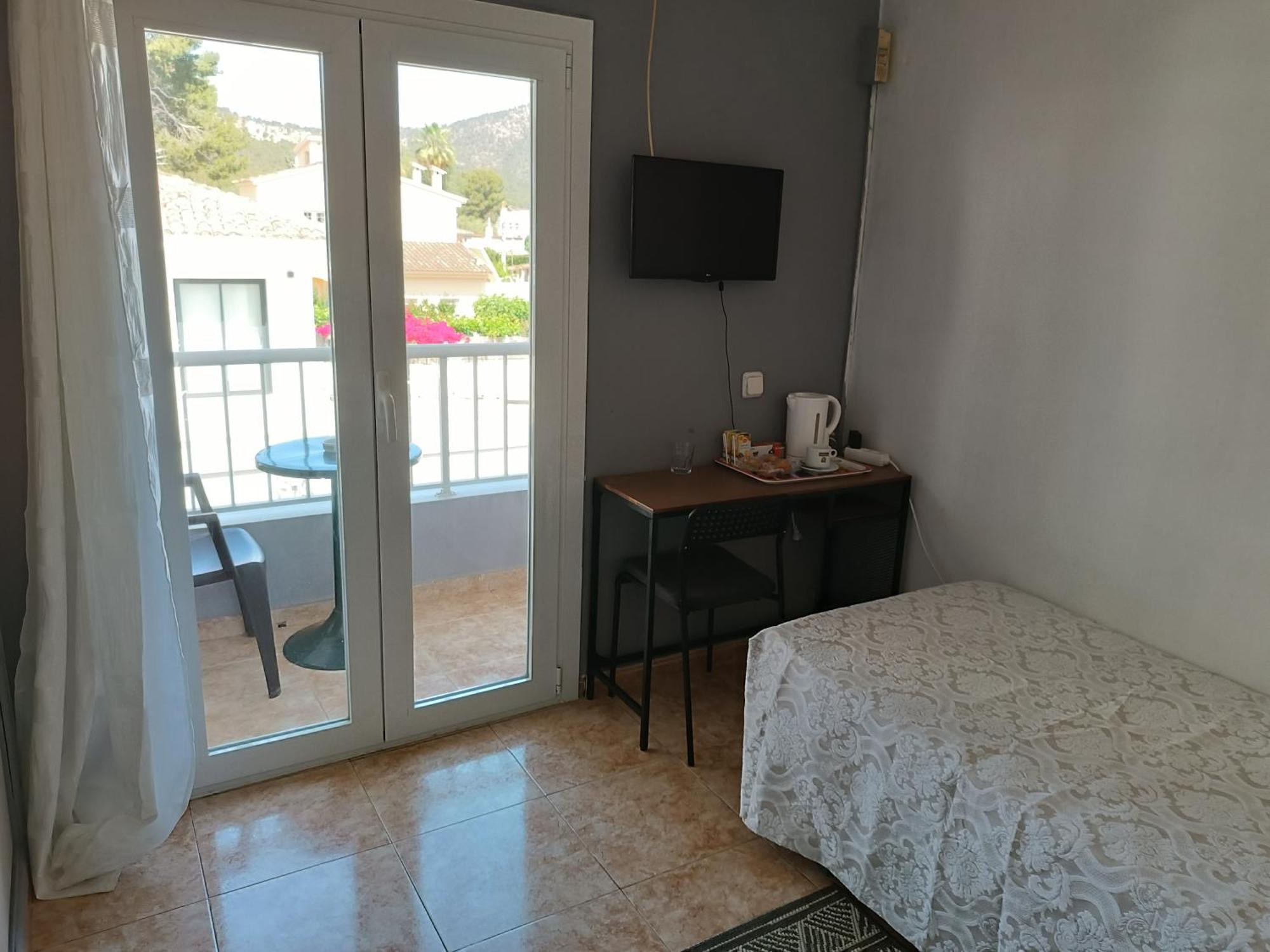 Hostal Belgica Palmanova Szoba fotó